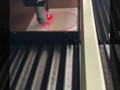 Equipo de corte por microjet con láser (LMJ)