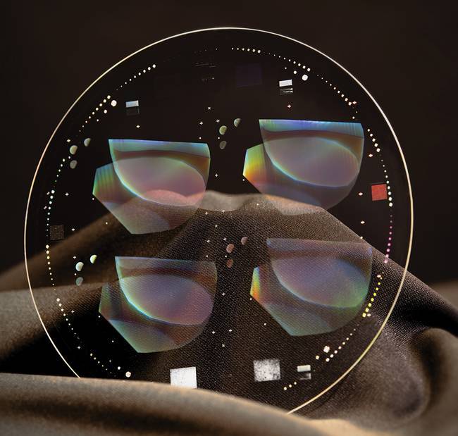 Últimos blogs de la empresa sobre Carburo de silicio: un material clave que impulsa la gestión térmica y el diseño ligero en gafas AR