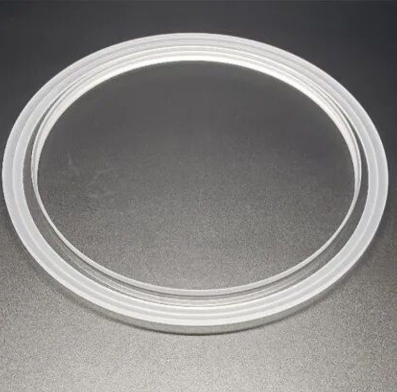 Últimos blogs de la empresa sobre Anillos de enfoque de cuarzo para grabado de semiconductores: pureza, resistencia al plasma, uniformidad de bordes y precisión dimensional