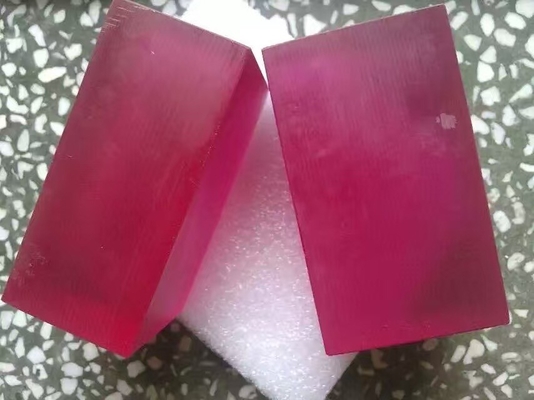 comprar Conductividad termal excelente de rubíes sintética cruda de la alta ganancia para la máquina del laser Fabricación en línea