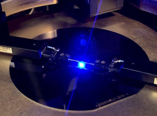 comprar 8INCH 12INCH 6INCH GaN-En-Si EPI-WAFERS para el uso del RF LED del poder Fabricación en línea